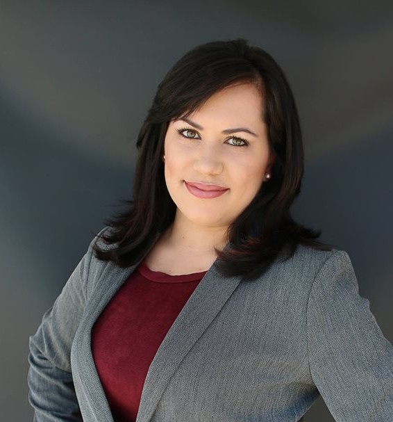 Ana Gonzalez headshot